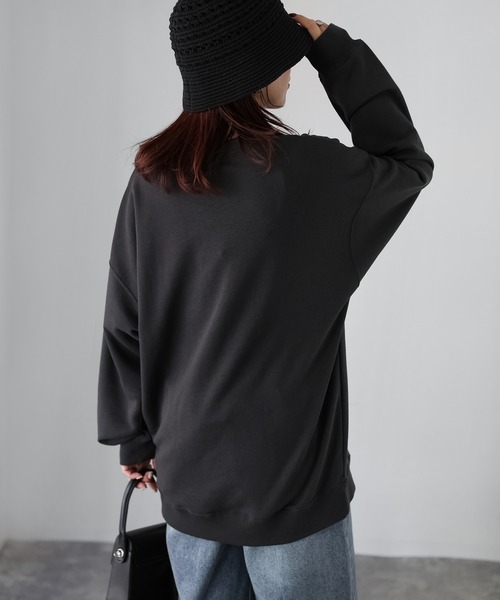 Riberry(リベリー)の「めがねキツネ胸刺繍スウェット(スウェット・レディース・チャコールグレー/オートミール・FREE)」の21枚目の写真