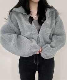 ショート丈ハイネックボアジップジャケット