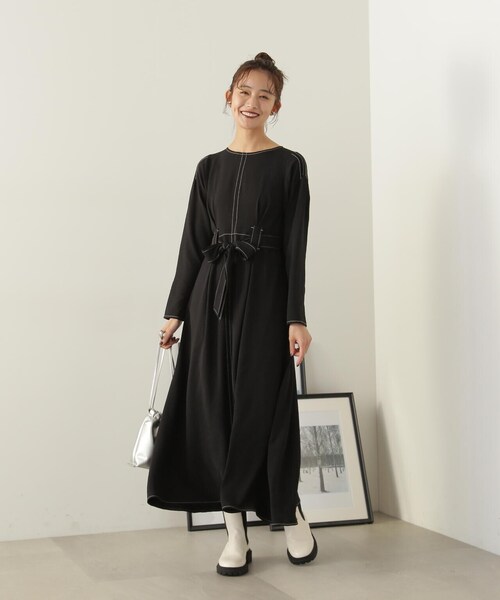 N.（N. Natural Beauty Basic）（エヌエヌナチュラルビューティーベーシック）の「ステッチループウエストタックワンピース（ワンピース・レディース・ホワイト/ブラック・MEDIUM/SMALL）」の6枚目の写真