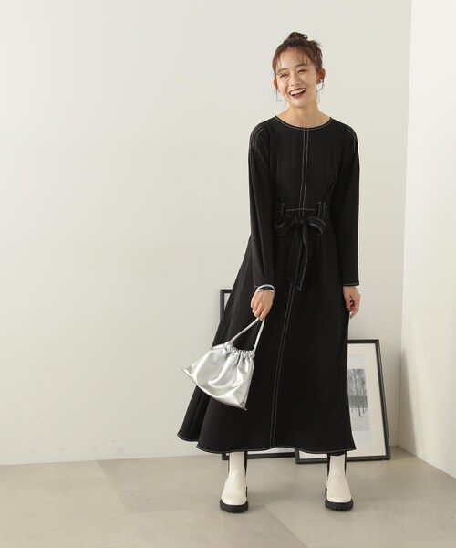 N.（N. Natural Beauty Basic）（エヌエヌナチュラルビューティーベーシック）の「ステッチループウエストタックワンピース（ワンピース・レディース・ホワイト/ブラック・MEDIUM/SMALL）」の9枚目の写真