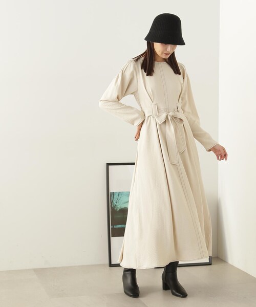 N.（N. Natural Beauty Basic）（エヌエヌナチュラルビューティーベーシック）の「ステッチループウエストタックワンピース（ワンピース・レディース・ホワイト/ブラック・MEDIUM/SMALL）」の19枚目の写真