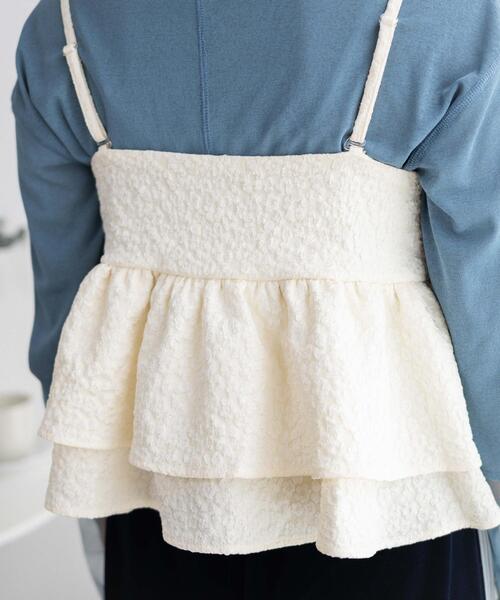 WEGO（ウィゴー）の「WEGO/【マルチウェイ】フラワージャガードキャミブラウス（キャミソール・レディース・オフホワイト/ブラック・FREE）」の6枚目の写真