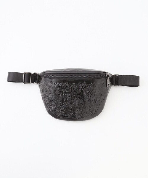 GRACE CONTINENTAL（グレースコンチネンタル）の「Waist bag（ボディバッグ/ウエストポーチ・レディース・ダークブラウン/ブラック/キナリ・FREE）」の2枚目の写真