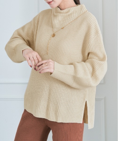 kirakiraShop（キラキラショップ）の「バルーン スリーブ ルーズ ニット（ニット/セーター・レディース・ブラック/パープル/ブラウン/グリーン/クリーム/モカ・FREE）」の4枚目の写真