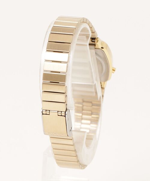 CASIO(カシオ)の「CASIO/カシオ 腕時計 CASIO CLASSIC LA670WGA-1JF(デジタル腕時計・レディース・ゴールド・FREE)」の2枚目の写真