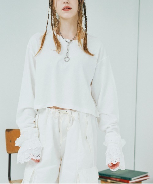 RNA(アールエヌエー)の「M2191 レースカフスショート丈T(Tシャツ/カットソー・レディース・ホワイト/ブラック/ライム・MEDIUM)」の2枚目の写真