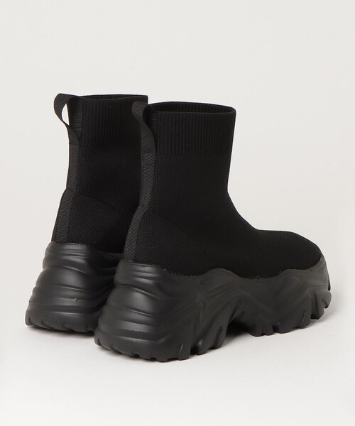 fredy emue（フレディエミュ）の「スニーカーソール軽量ニットブーツ（ブーツ・レディース・ホワイト系その他4/ブラック・M/L/S）」の4枚目の写真