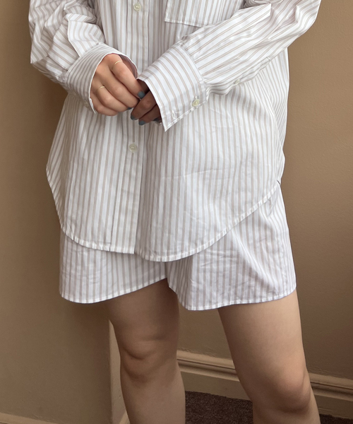 U by SPICK&SPAN(ユーバイスピックアンドスパン)の「ブロードストライプショートパンツ(その他パンツ・レディース・アイボリー/その他10・FREE)」の3枚目の写真