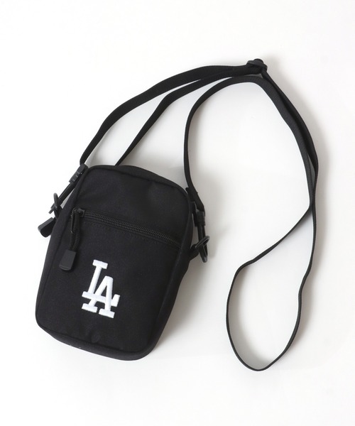 MLB（メジャーリーグベースボール）の「MLB/メジャーリーグベースボール ロゴ ワンポイント刺繍 ミニショルダーバッグ/ネックポーチ/レディース メンズ（ショルダーバッグ・レディース・ブラック/ブラウン/グリーン/ネイビー/ブラック系その他/ブルー系その他/ブラック系その他2・FREE）」の4枚目の写真