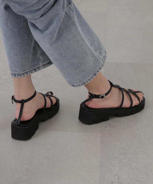 FREE'S MART（フリーズマート）の「トラックソールナローサンダル（サンダル・レディース・ホワイト/ブラック・SMALL/MEDIUM）」の8枚目の写真