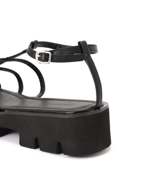 FREE'S MART（フリーズマート）の「トラックソールナローサンダル（サンダル・レディース・ホワイト/ブラック・SMALL/MEDIUM）」の16枚目の写真