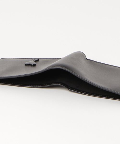 AMI Alexandre Mattiussi（アミアレクサンドルマテュッシ）の「AMI PARIS ADC AMI DE COEUR FOLDED WALLET アミ パリス 二つ折り財布（財布・レディース・ブラック・FREE）」の5枚目の写真