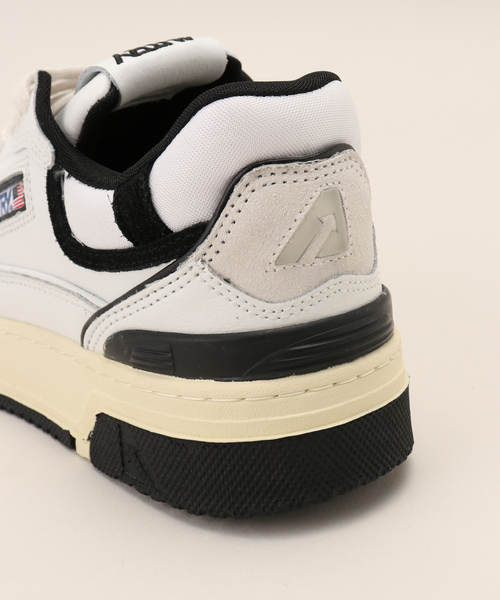 AUTRY オートリー CLC Low メンズ スニーカー Autry Clc Low Sneakers In White Leather And Black Suede