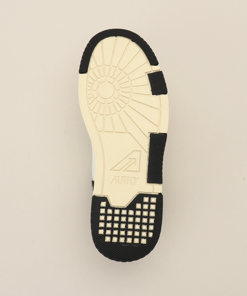 AUTRY/オートリー】 CLC LOW MOM（スニーカー）｜AUTRY（オート