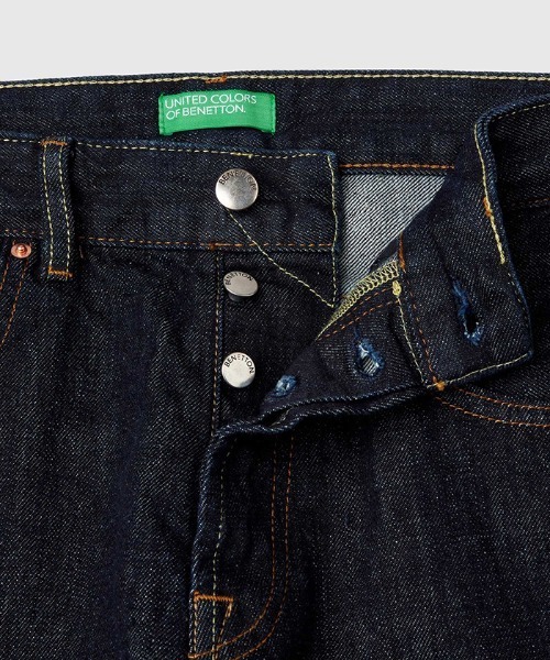 BENETTON (UNITED COLORS OF BENETTON)（ベネトンユナイテッドカラーズオブベネトン）の「5ポケットロールアップデニムパンツ（デニムパンツ・メンズ・ダークインディゴブルー・28inch/29inch/30inch/31inch/32inch）」の5枚目の写真