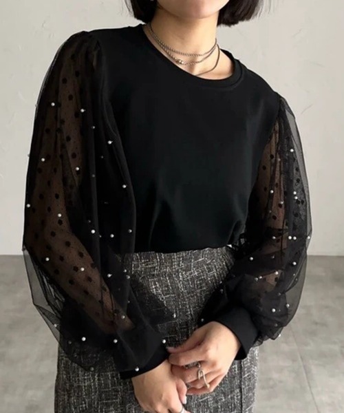 ANOTHER S(アナザーエス)の「パール付きドットチュールボリューム袖カットソー(Tシャツ/カットソー・レディース・ホワイト/ブラック・FREE)」の3枚目の写真