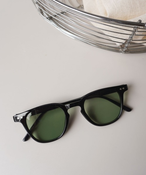 Bambin（ボンバン）の「【 Bambin / ボンバン 】 ウェリントン型 キッズ サングラス（サングラス・キッズ・ブラック/ブラック×グリーン/クリア/ホワイト/ピンク/ブラウン/イエロー×ブラック/ブラック×ライム/ブラウン系その他・FREE）」の3枚目の写真