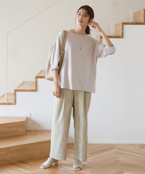 Elura(エルーラ)の「ドレスアップ袖コンプルオーバー(Tシャツ/カットソー・レディース・ホワイト/ライトグレー/ピンクベージュ/ネイビー/ブラック・MEDIUM/SMALL/LARGE/X-LARGE)」の16枚目の写真