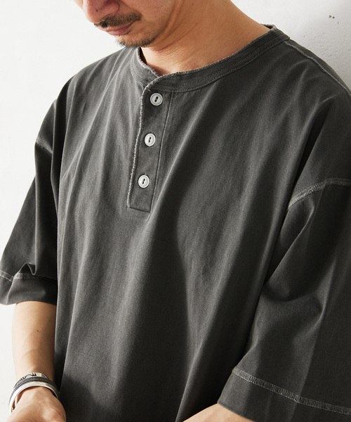 Healthknit（ヘルスニット）の「Healthknit / ヘルスニット 別注 ヘンリーネックTシャツ（Tシャツ/カットソー・メンズ・ブラック系その他/ブラック/アイボリー/ホワイト/ダークブルー・SMALL/MEDIUM/LARGE/X-LARGE）」の4枚目の写真