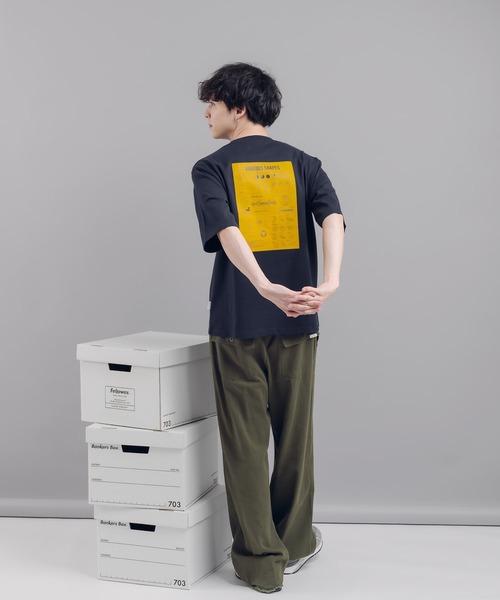 MUHET（ミュエータ）の「アソートバックプリントTシャツ（Tシャツ/カットソー・レディース・ブラック/ネイビー/レッド・X-LARGE/MEDIUM）」の18枚目の写真