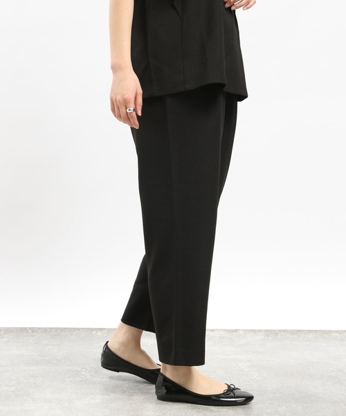 GLOBAL WORK Smile Seed Store（グローバルワーク スマイルシードストア）の「リネンライクタックテーパードパンツ/977011（その他パンツ・レディース・ベージュ/ネイビー/ダークブラウン/ブラック・X-LARGE/LARGE/MEDIUM/SMALL）」の8枚目の写真