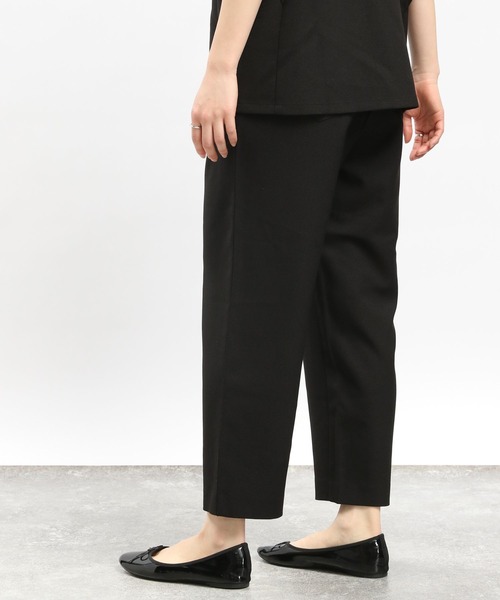 GLOBAL WORK Smile Seed Store（グローバルワーク スマイルシードストア）の「リネンライクタックテーパードパンツ/977011（その他パンツ・レディース・ベージュ/ネイビー/ダークブラウン/ブラック・X-LARGE/LARGE/MEDIUM/SMALL）」の9枚目の写真