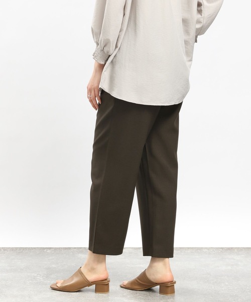 GLOBAL WORK Smile Seed Store（グローバルワーク スマイルシードストア）の「リネンライクタックテーパードパンツ/977011（その他パンツ・レディース・ベージュ/ネイビー/ダークブラウン/ブラック・X-LARGE/LARGE/MEDIUM/SMALL）」の22枚目の写真