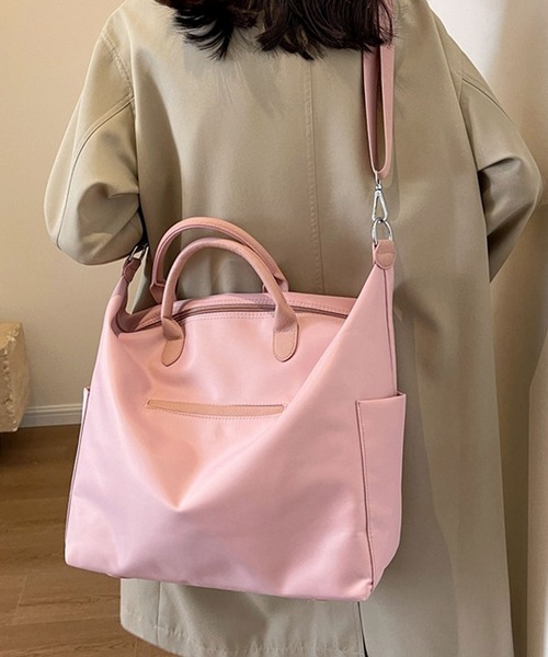 florist(フローリスト)の「【2size展開】【2WAY・撥水】 ポイントレザーワントーンボストンバッグ/ショルダーバッグ(ボストンバッグ・レディース・グレー系1/ブラック系2/グレー系2/ブラック系1/ピンク系2/ピンク系1・L/M)」の11枚目の写真
