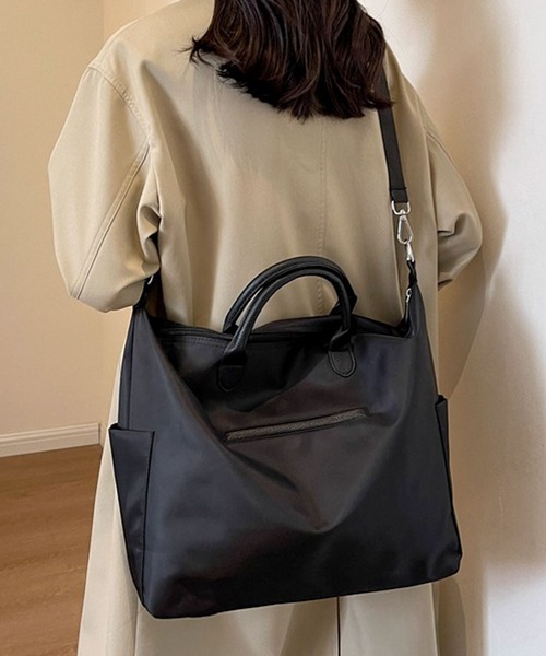 florist(フローリスト)の「【2size展開】【2WAY・撥水】 ポイントレザーワントーンボストンバッグ/ショルダーバッグ(ボストンバッグ・レディース・グレー系1/ブラック系2/グレー系2/ブラック系1/ピンク系2/ピンク系1・L/M)」の17枚目の写真