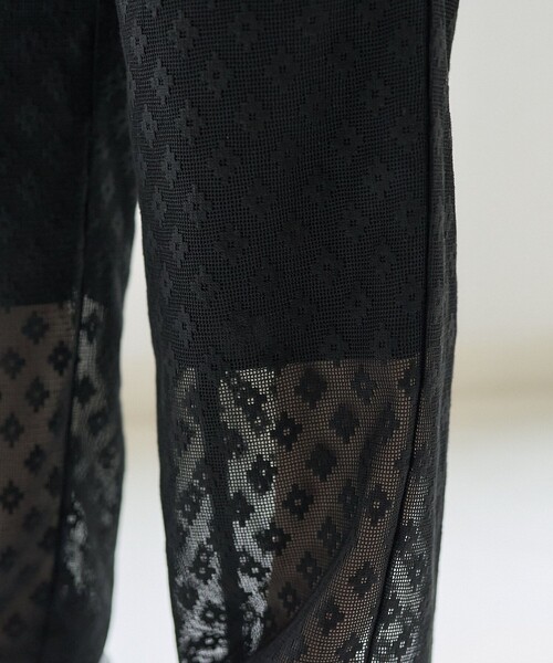 FREAK'S STORE(フリークスストア)の「フラワーメッシュパンツ/イージーパンツ/レースパンツ(その他パンツ・レディース・ブラック/オフホワイト/ブルーグリーン・フリ-)」の7枚目の写真