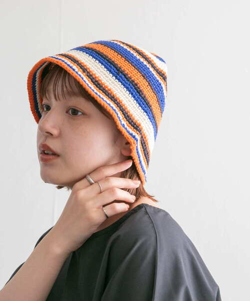 KBF（ケイビーエフ）の「マルチボーダーニットHAT（ハット・レディース・グリーン系その他/オレンジ系その他・ONE）」の2枚目の写真