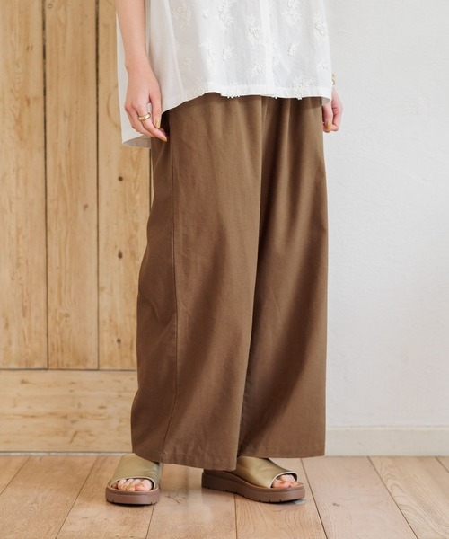 studio CLIP（スタディオクリップ）の「【イージーケア/接触冷感】多機能イージーストレートパンツ[プチ・プラスサイズあり]（その他パンツ・レディース・ブルー/カーキ/ブラック/ベージュ/ブラウン/グレー・SMALL/MEDIUM/LARGE/X-LARGE/XX-LARGE/XXX-LARGE/PF）」の17枚目の写真