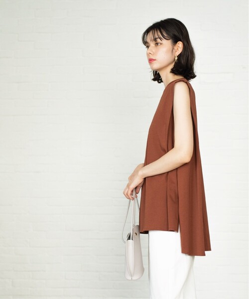 OPAQUE.CLIP(オペークドットクリップ)の「◆UV ノースリーブチュニックトップス【接触冷感/洗濯機洗い可】(Tシャツ/カットソー・レディース・ホワイト/ブラック/ダークブラウン・38/40/42)」の19枚目の写真