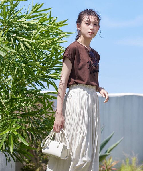 Tiaclasse（ティアクラッセ）の「立体刺繍ロゴTシャツカットソー（Tシャツ/カットソー・レディース・オフホワイト/ブラウン/ブラック・FREE）」の22枚目の写真