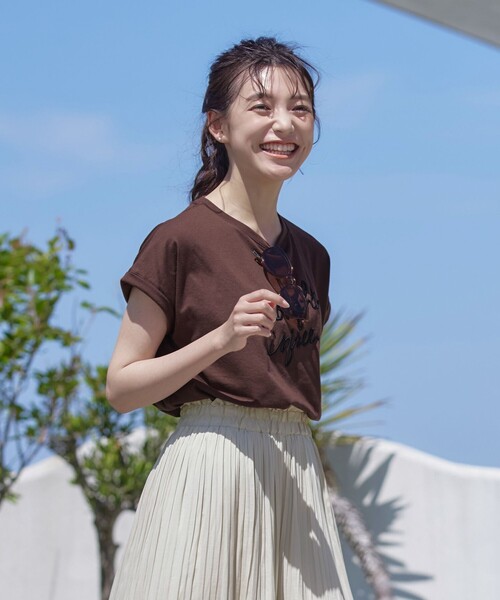 Tiaclasse（ティアクラッセ）の「立体刺繍ロゴTシャツカットソー（Tシャツ/カットソー・レディース・オフホワイト/ブラウン/ブラック・FREE）」の20枚目の写真