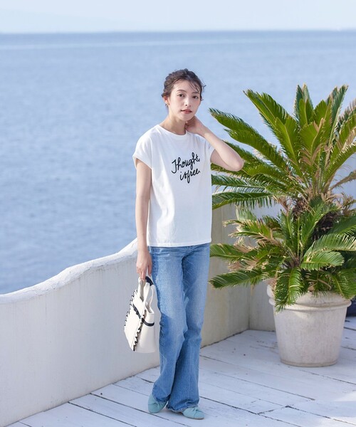Tiaclasse（ティアクラッセ）の「立体刺繍ロゴTシャツカットソー（Tシャツ/カットソー・レディース・オフホワイト/ブラウン/ブラック・FREE）」の9枚目の写真