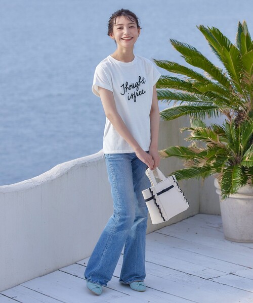 Tiaclasse（ティアクラッセ）の「立体刺繍ロゴTシャツカットソー（Tシャツ/カットソー・レディース・オフホワイト/ブラウン/ブラック・FREE）」の8枚目の写真
