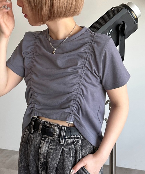 apres jour mignon（アプレジュールミニョン）の「ドロストクロップドＴ【ZOZOTOWN限定アイテム】（Tシャツ/カットソー・レディース・パープル/レッド/ブラック/オフホワイト・フリー/X-LARGE）」の3枚目の写真