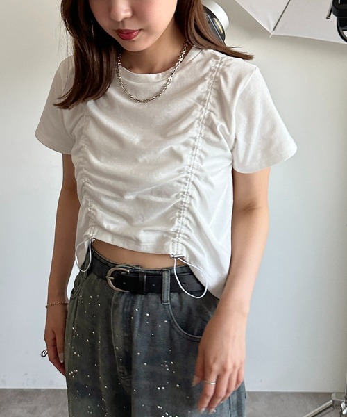 apres jour mignon（アプレジュールミニョン）の「ドロストクロップドＴ【ZOZOTOWN限定アイテム】（Tシャツ/カットソー・レディース・パープル/レッド/ブラック/オフホワイト・フリー/X-LARGE）」の5枚目の写真