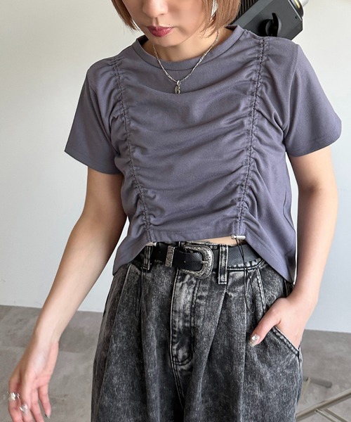 apres jour mignon（アプレジュールミニョン）の「ドロストクロップドＴ【ZOZOTOWN限定アイテム】（Tシャツ/カットソー・レディース・パープル/レッド/ブラック/オフホワイト・フリー/X-LARGE）」の21枚目の写真