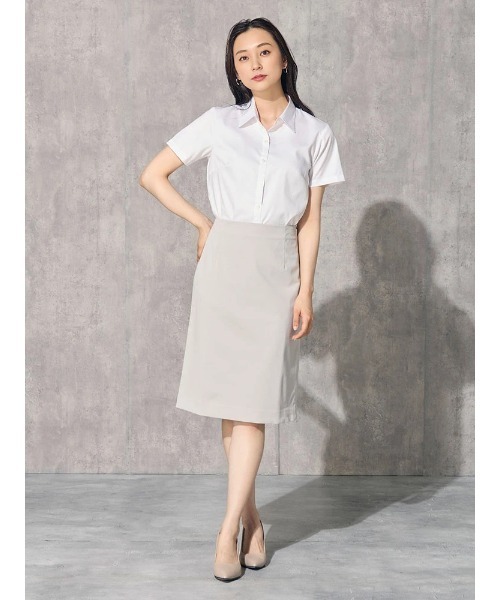 Perfect Suit FActory(パーフェクトスーツファクトリー)の「半袖ブラウス レギュラー 無地 ホワイト(ビジネスシャツ・レディース・ホワイト・5号/9号/11号/13号/15号/7号)」の6枚目の写真