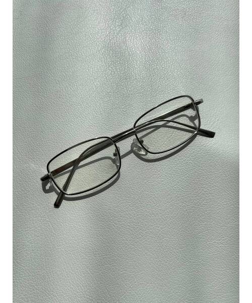 EMODA(エモダ)の「スクエアシルバーフレームアイウェア(サングラス・レディース・グレー/クリア・FREE)」の2枚目の写真