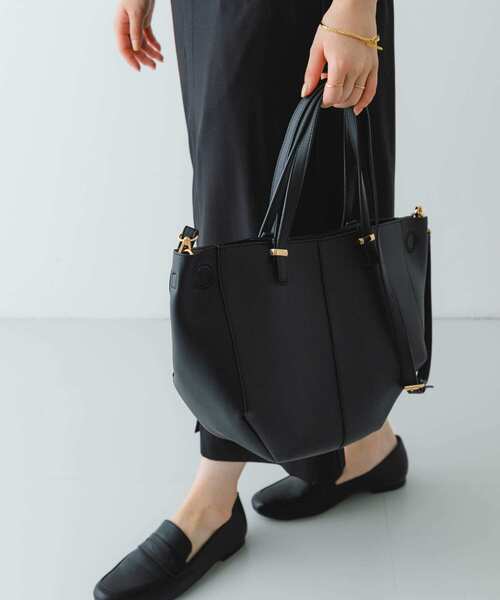 RODE SKO（ロデスコ）の「ラウンドミドルバッグ（ショルダーバッグ・レディース・ベージュ/ブラック・ONE）」の22枚目の写真