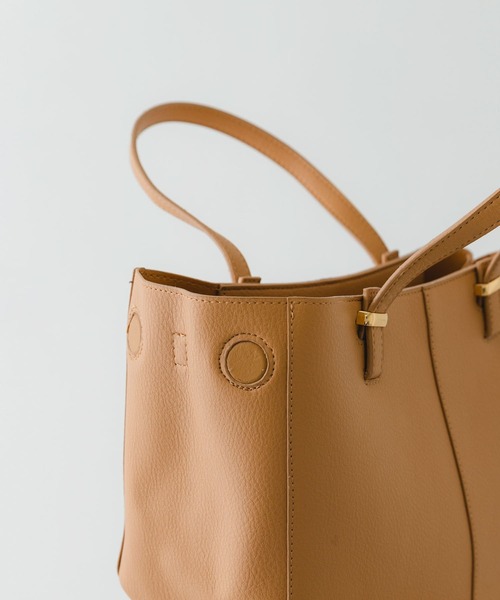 RODE SKO（ロデスコ）の「ラウンドミドルバッグ（ショルダーバッグ・レディース・ベージュ/ブラック・ONE）」の13枚目の写真