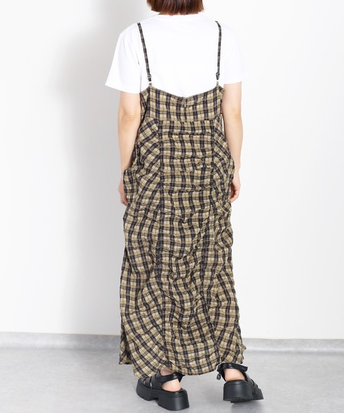 cepo（セポ）の「チェックシャーリングキャミワンピース（ワンピース・レディース・ブラック/カーキ・M）」の14枚目の写真