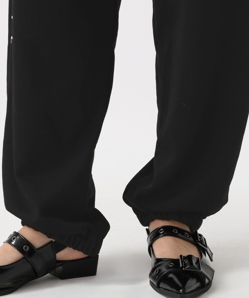 FOREVER 21(フォーエバー トゥエンティーワン)の「【2024FW】ロゴスウェットパンツ(スウェットパンツ・レディース・グレー/ブラック・SMALL/MEDIUM)」の20枚目の写真