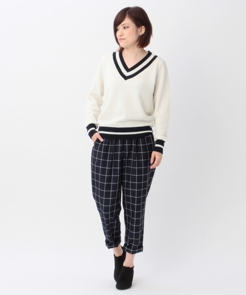 THE EMPORIUM(ジエンポリアム)の「鹿の子チルデンニット(ニット/セーター・レディース・ホワイト/グレー/ブルー・38/40)」の4枚目の写真