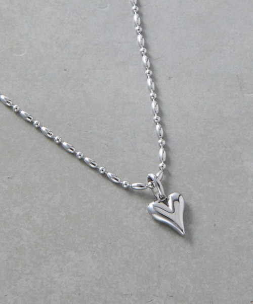 COLONY 2139(コロニートゥーワンスリーナイン)の「ハートチャームステンレスネックレス(ネックレス・レディース・シルバー/ゴールド・FREE)」の4枚目の写真