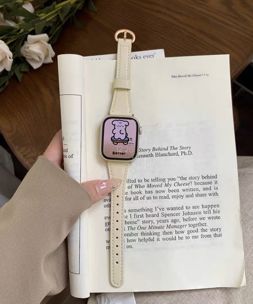 LUON(ルオン)の「LUON / Apple Watch Band / シンプル合成皮革/人工皮革アップルウォッチ バンド(デジタル腕時計・レディース・ライトブラウン/ライトグリーン/アイボリー/ピンク/ベージュ/ブラウン/ライトブルー/ブラック・A/B)」の2枚目の写真