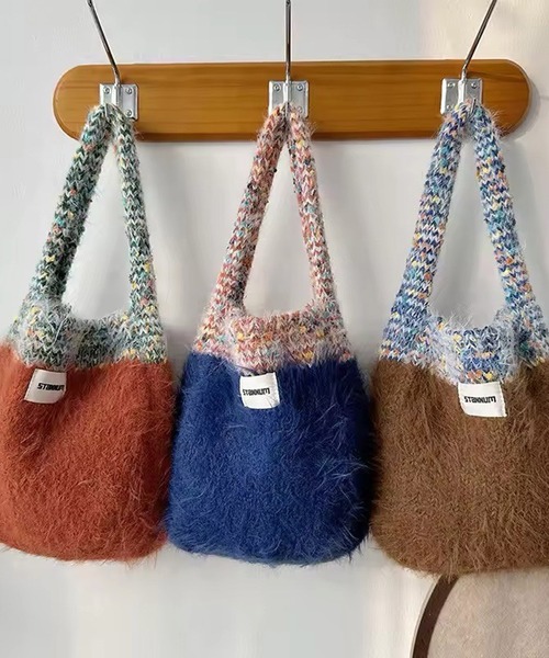 Port(ポート)の「【 antique andico / アンティーク アンディコ 】 ミックスニット シャギー 切り替え ハンドバッグ #_(ハンドバッグ・レディース・ブラック/オレンジ/ブラウン/ブルー・FREE)」の5枚目の写真